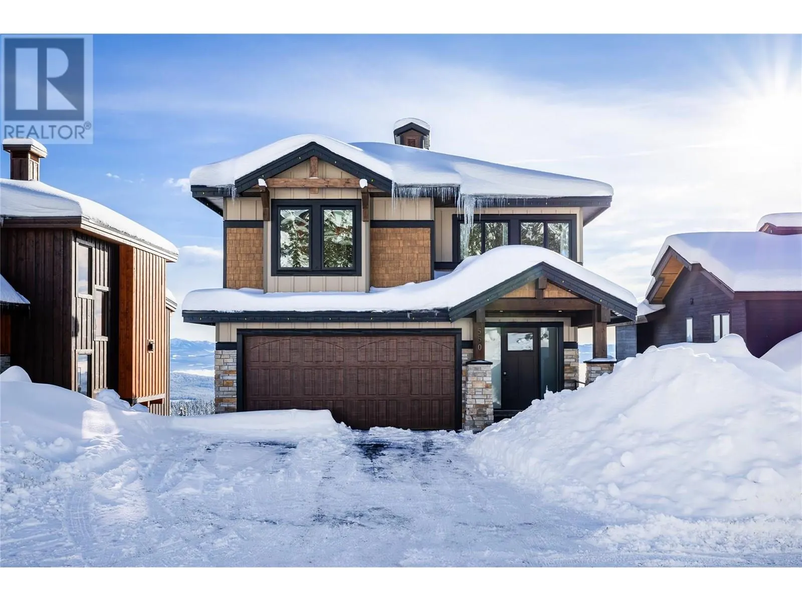 550 Feathertop Way