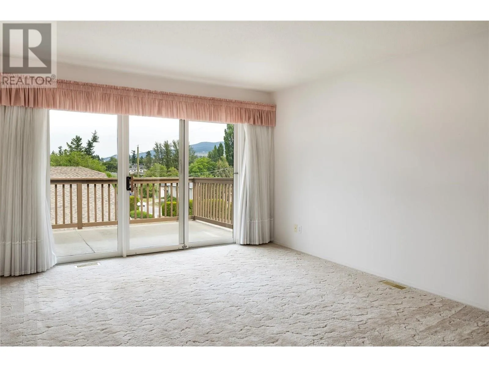 3930 20 Street Unit# 2