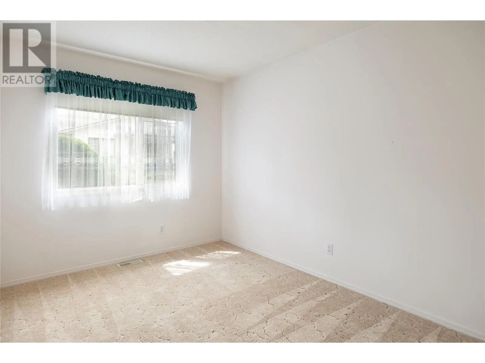 3930 20 Street Unit# 2