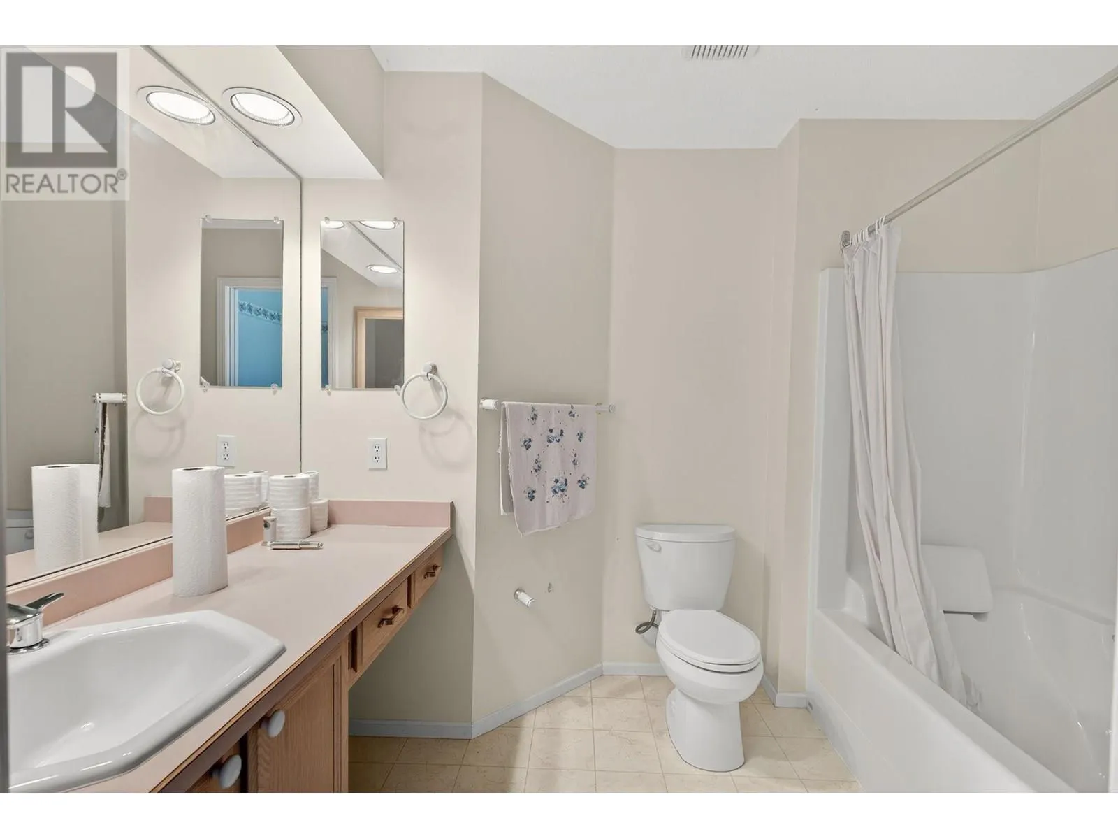 1201 Cameron Avenue Unit# 189 Lot# 189