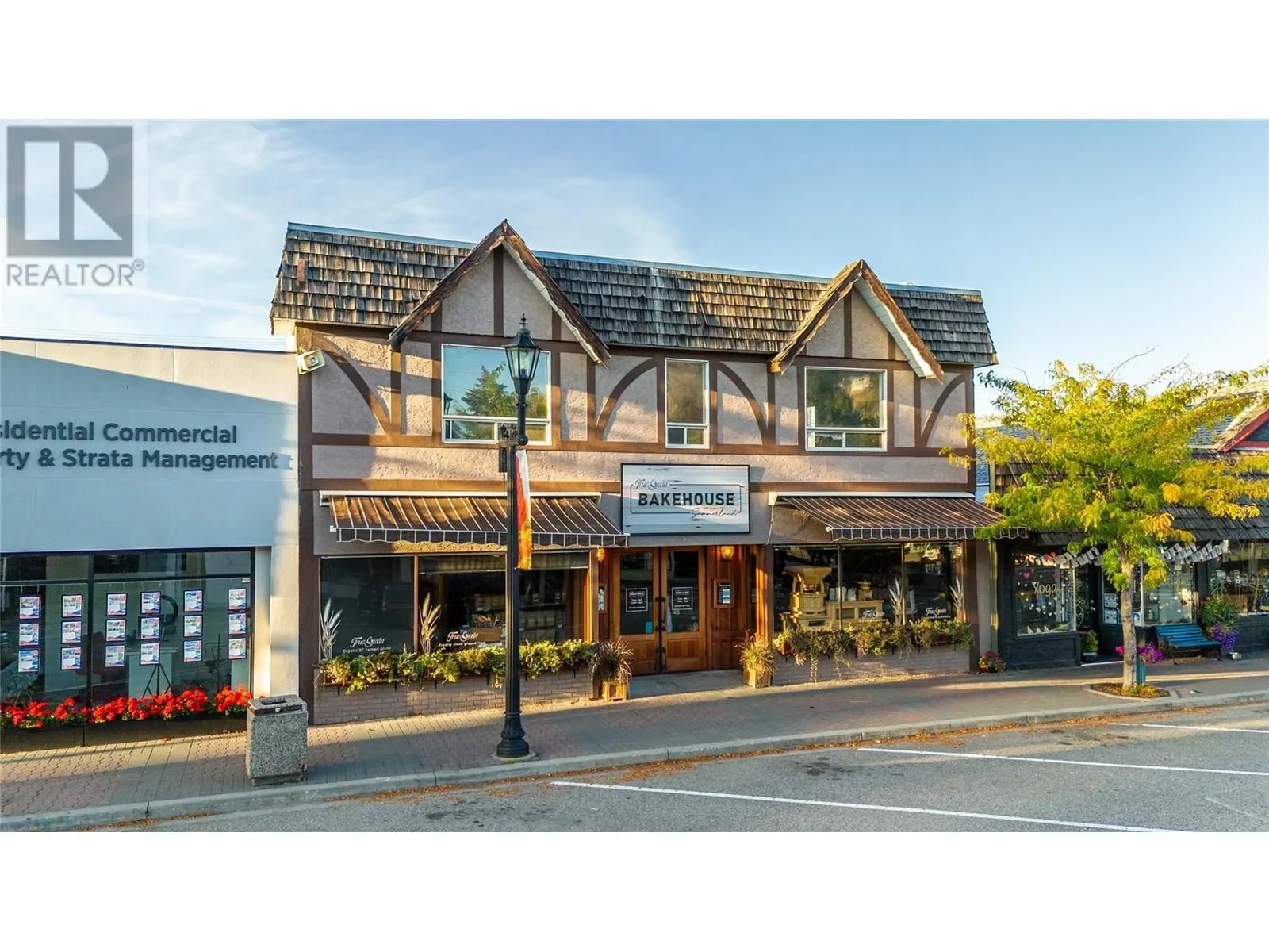10110 Main Street