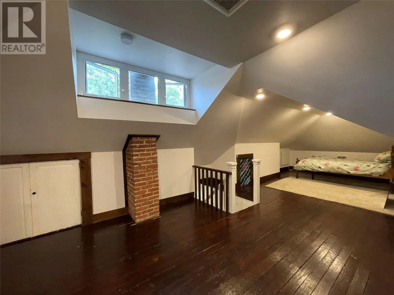 424 Observatory Street