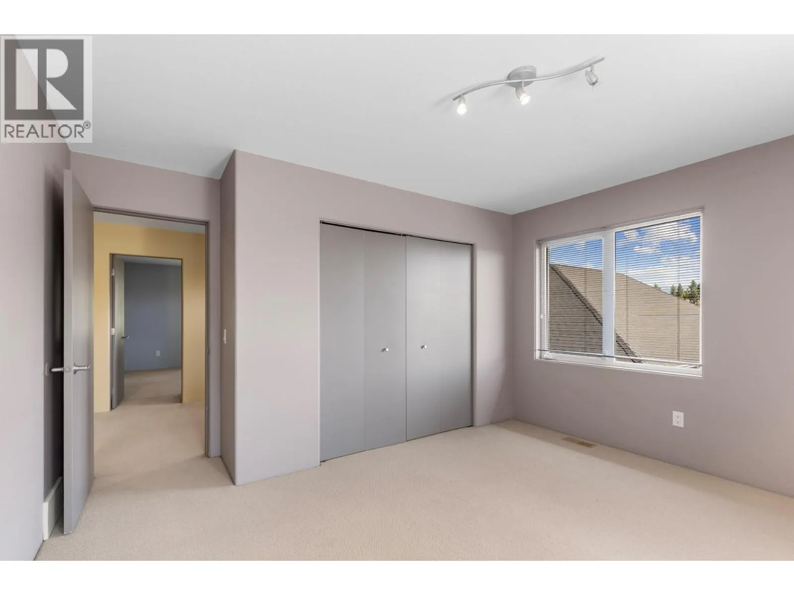 2111 Lillooet Crescent