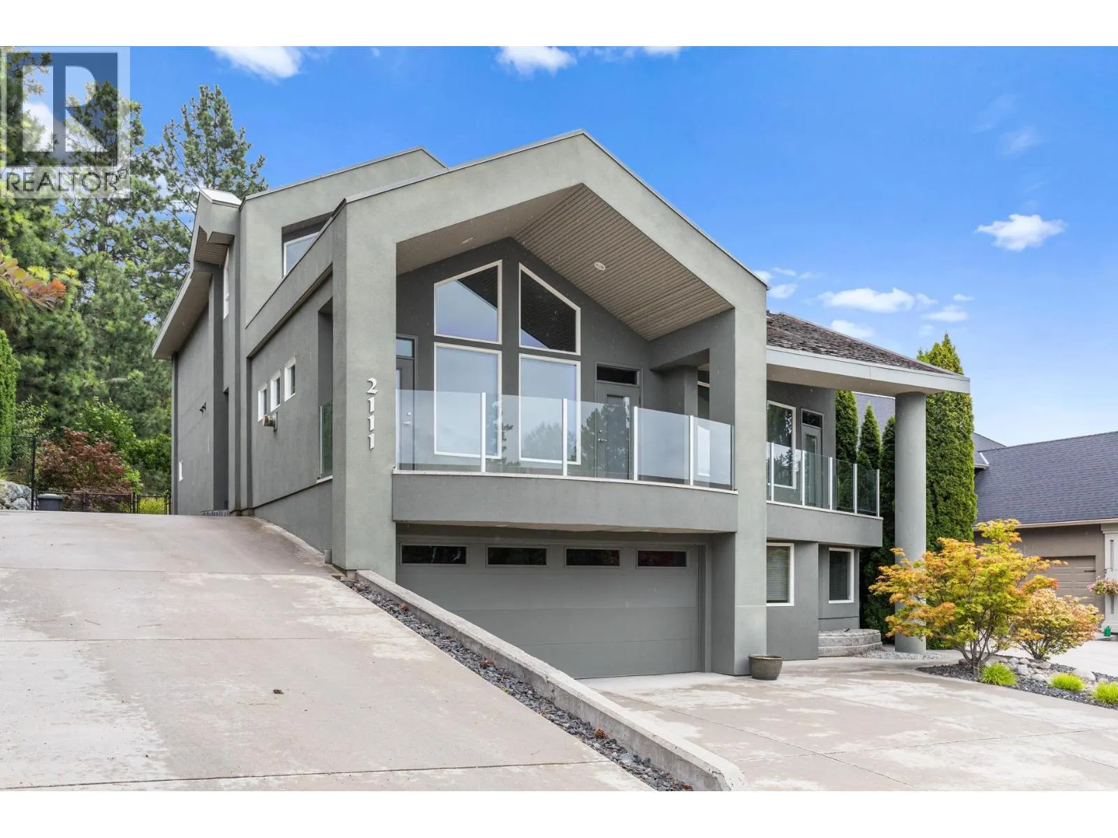 2111 Lillooet Crescent