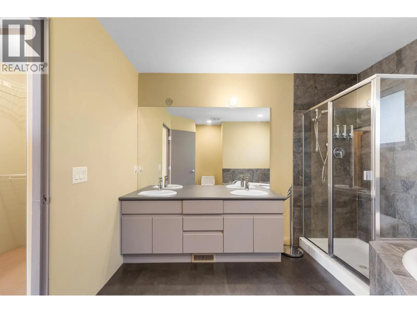 2111 Lillooet Crescent