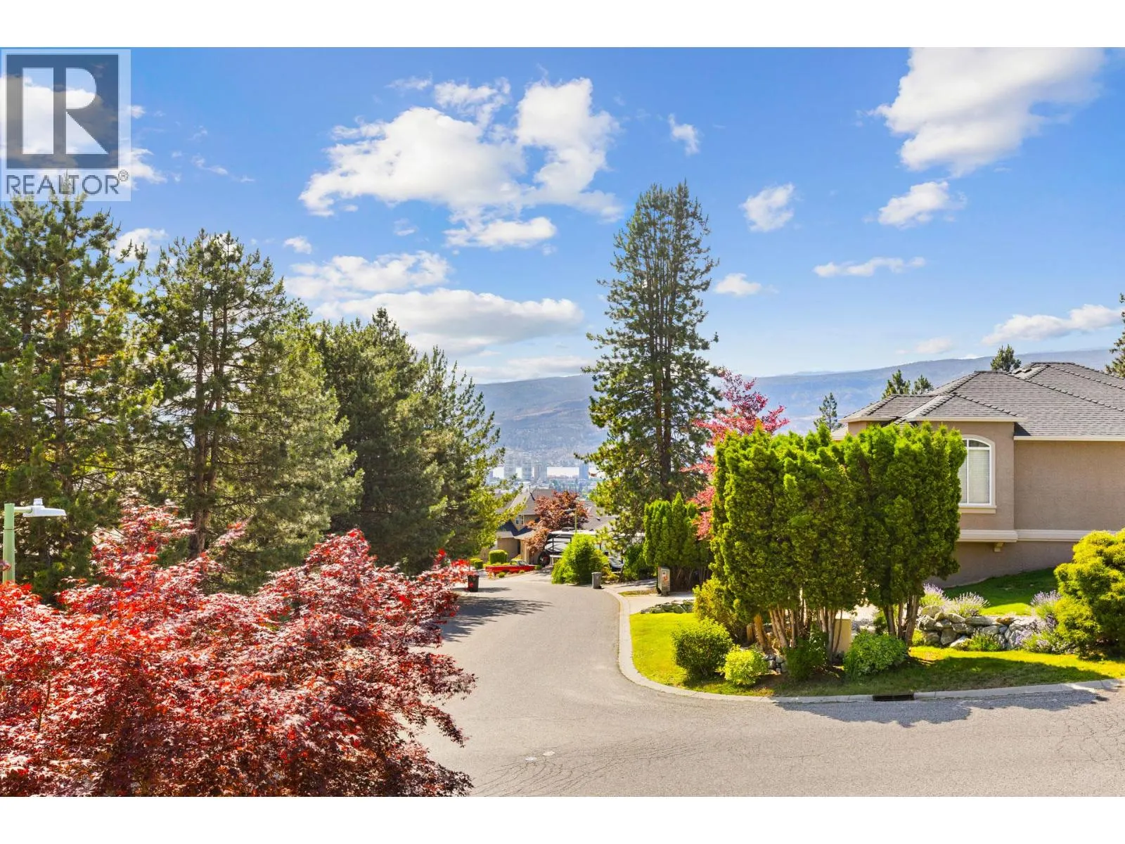 2111 Lillooet Crescent
