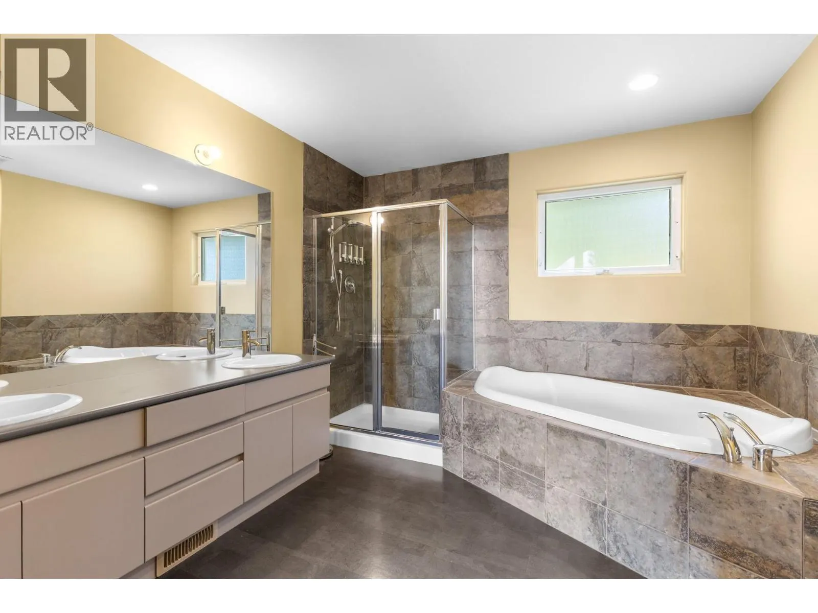 2111 Lillooet Crescent