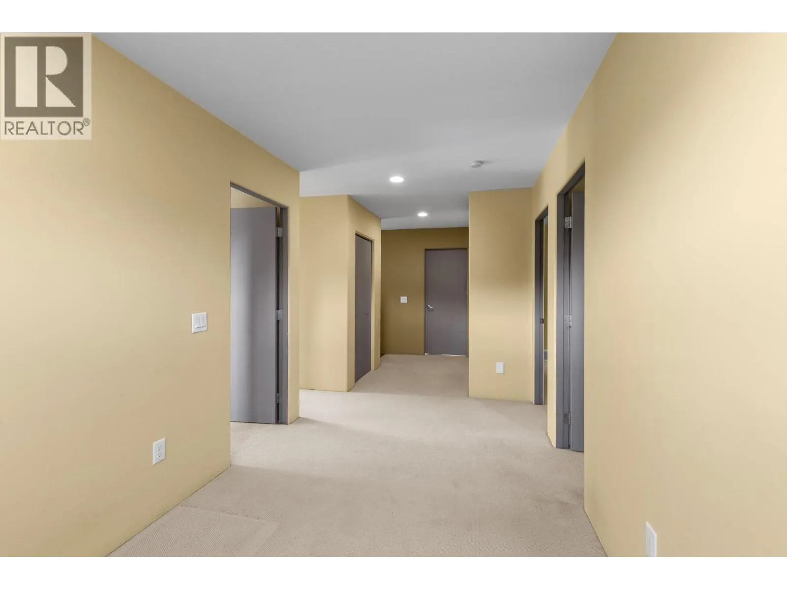 2111 Lillooet Crescent