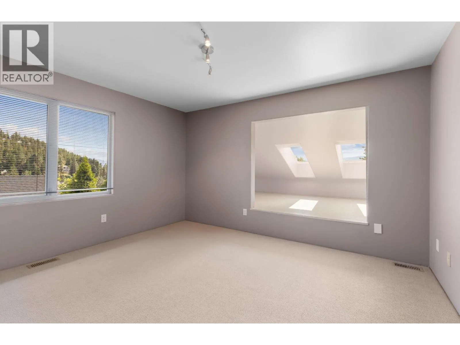 2111 Lillooet Crescent