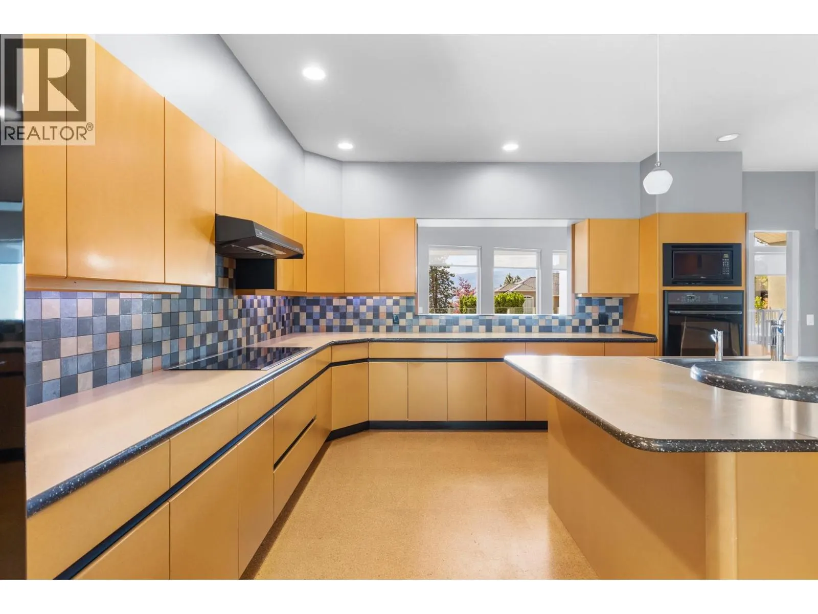 2111 Lillooet Crescent