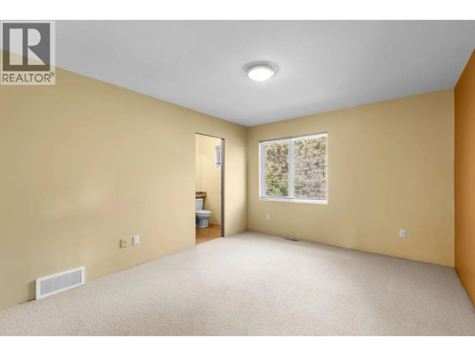 2111 Lillooet Crescent