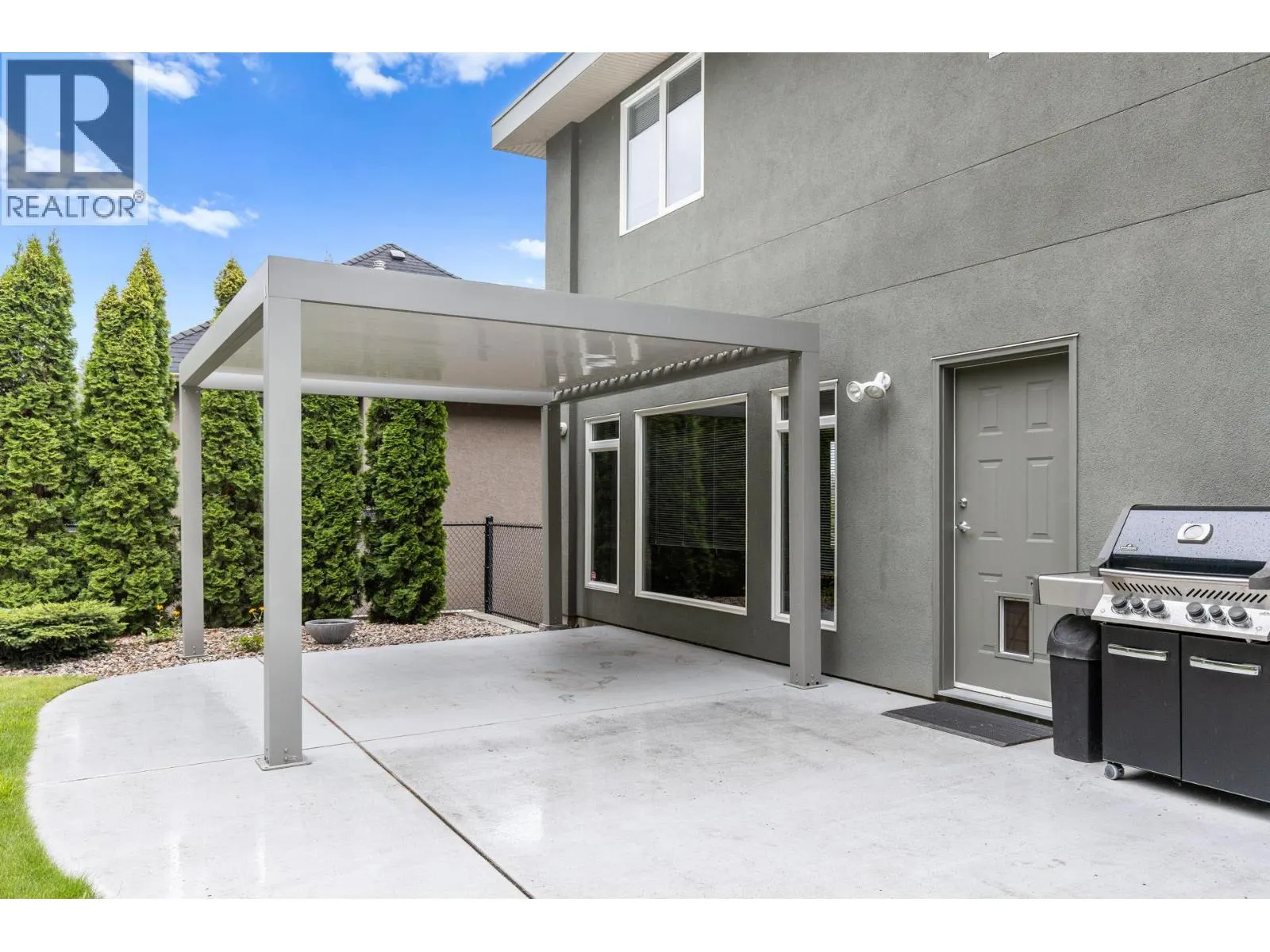 2111 Lillooet Crescent