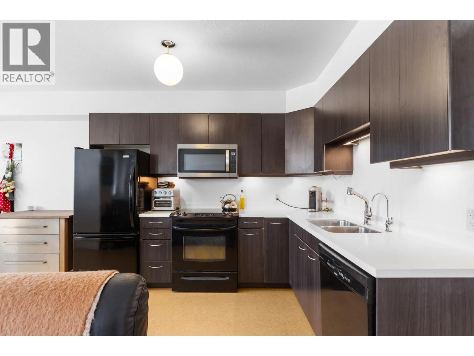 2111 Lillooet Crescent