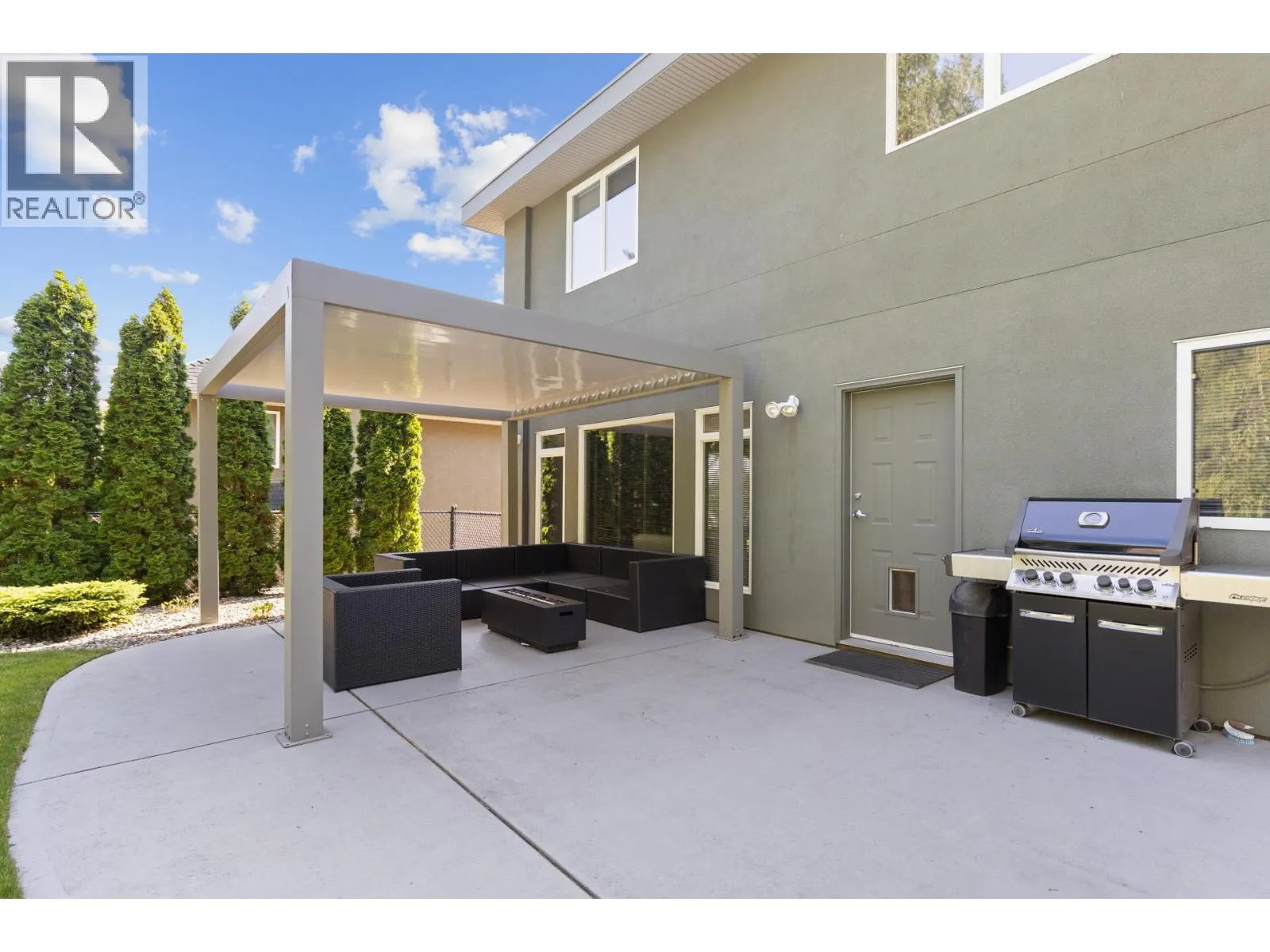 2111 Lillooet Crescent