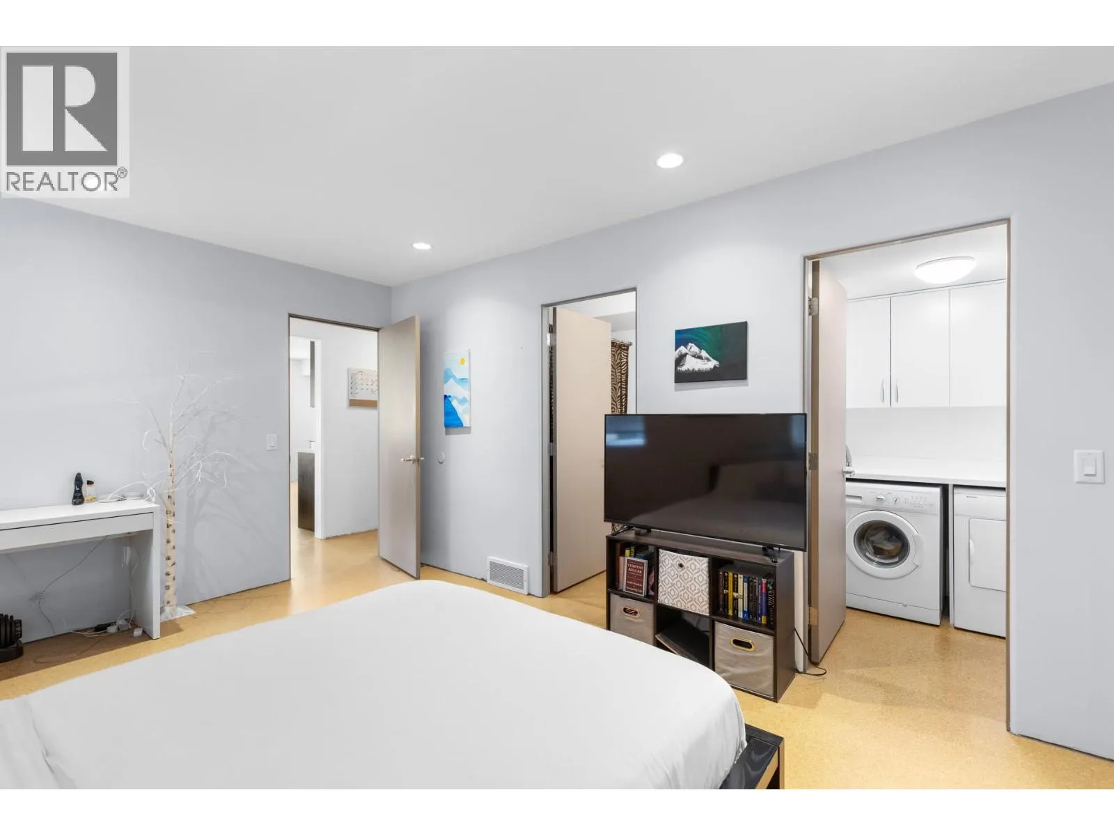 2111 Lillooet Crescent