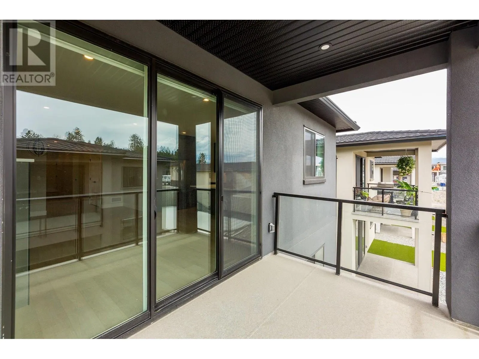 1793 Viewpoint Drive