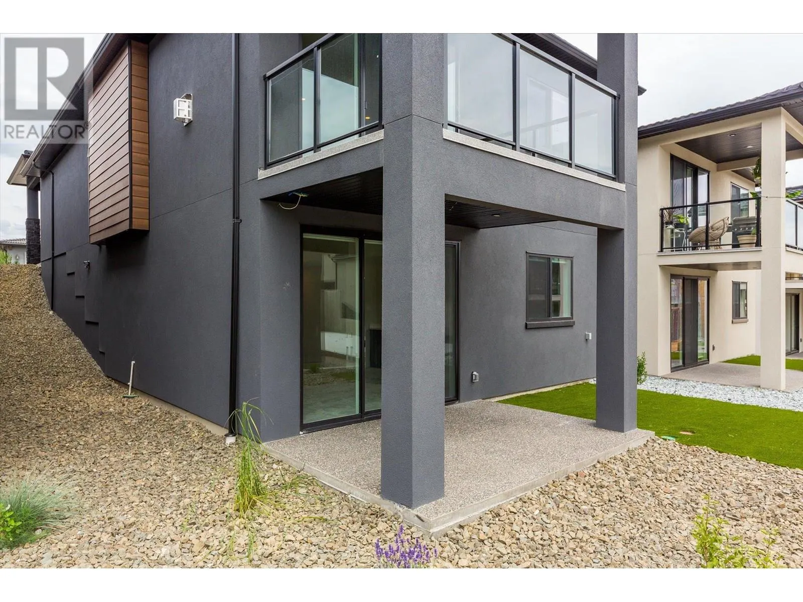 1793 Viewpoint Drive