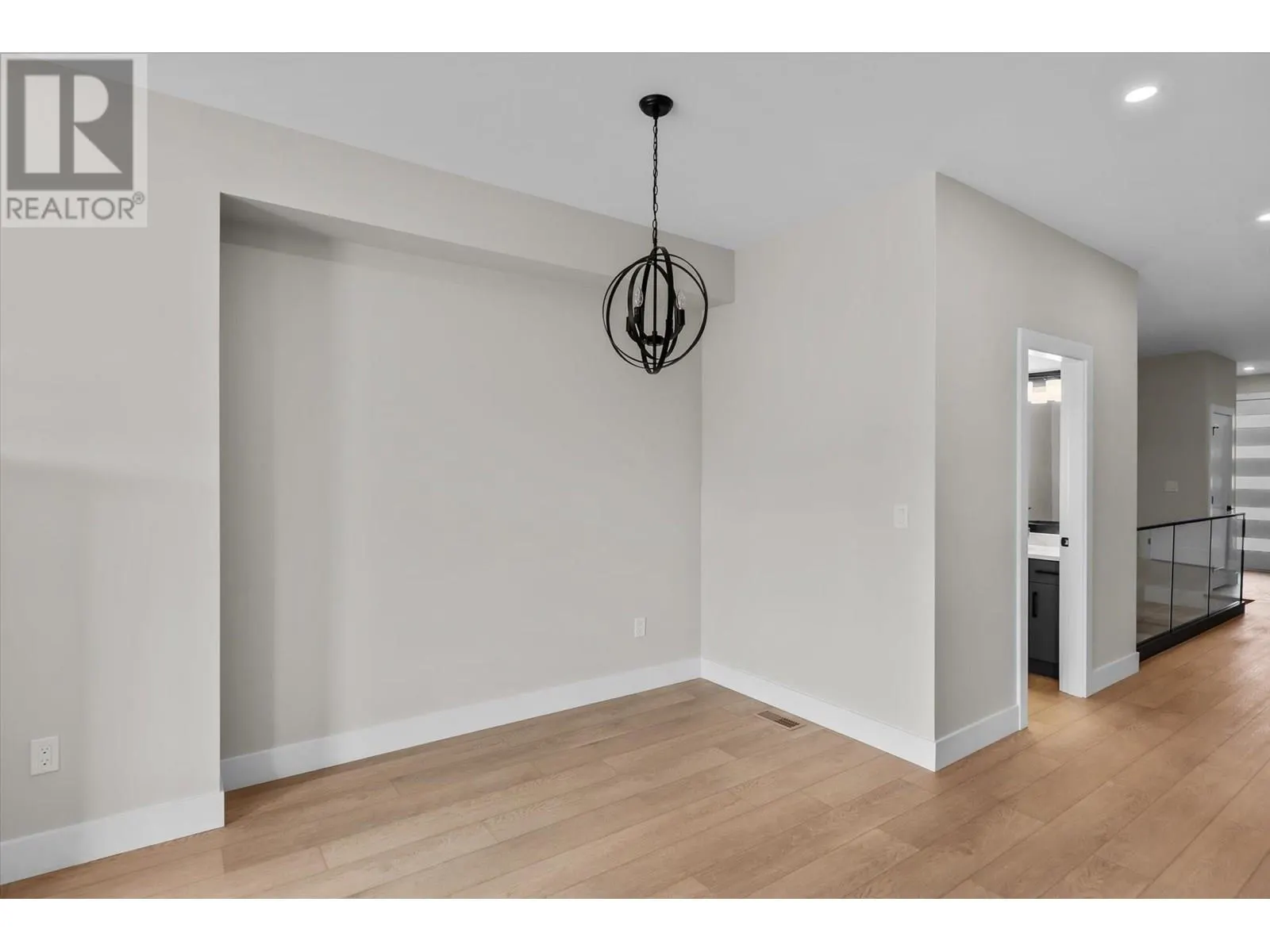 1793 Viewpoint Drive