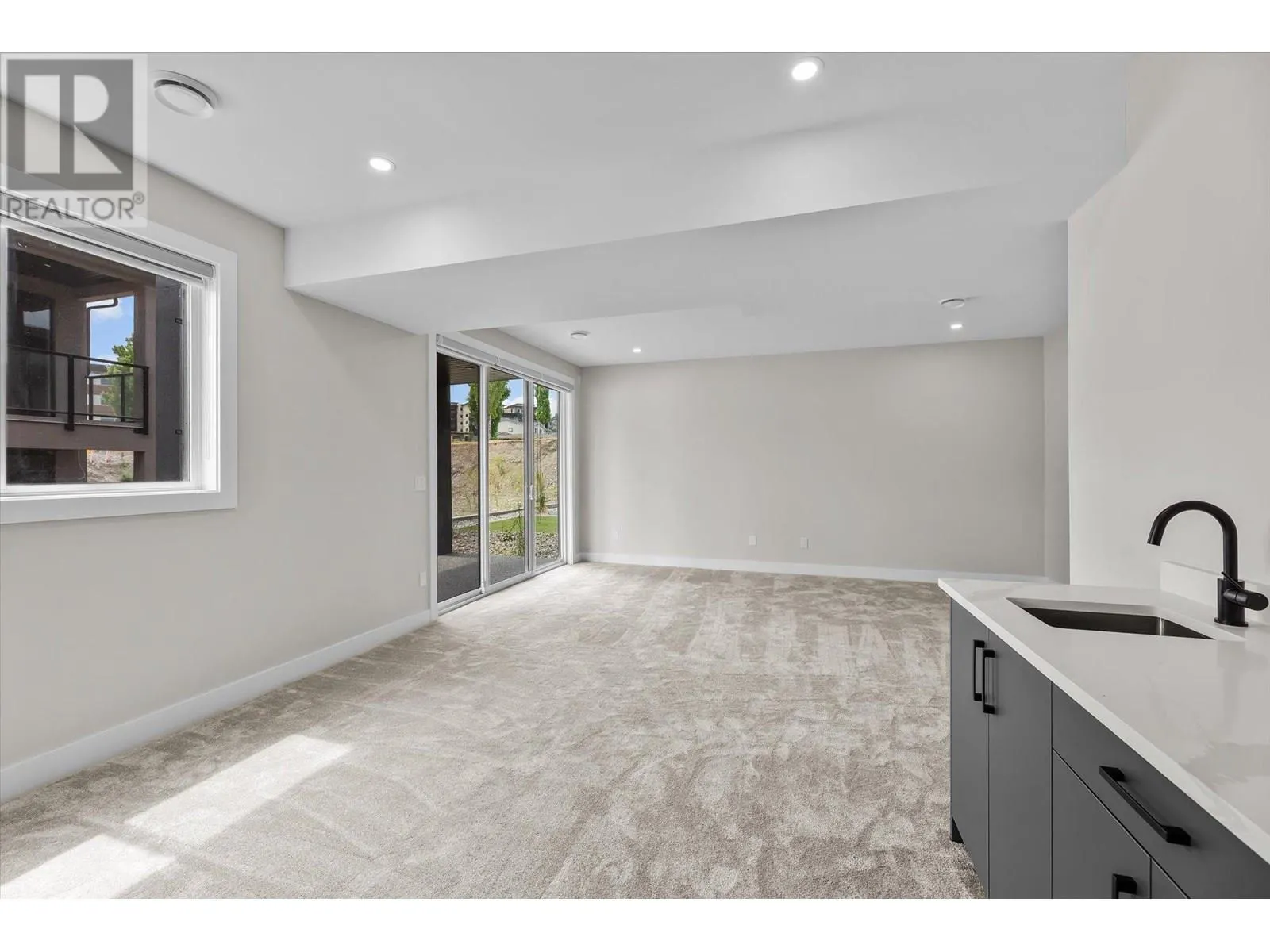 1793 Viewpoint Drive