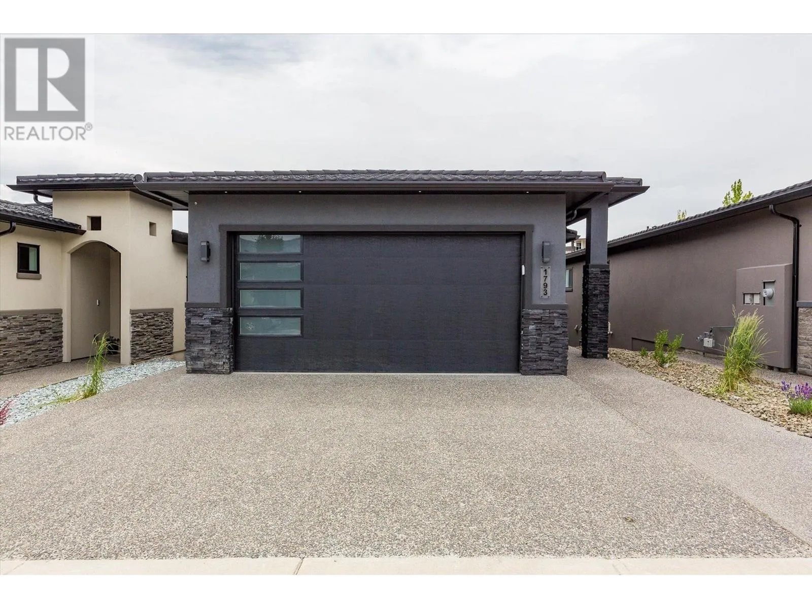 1793 Viewpoint Drive