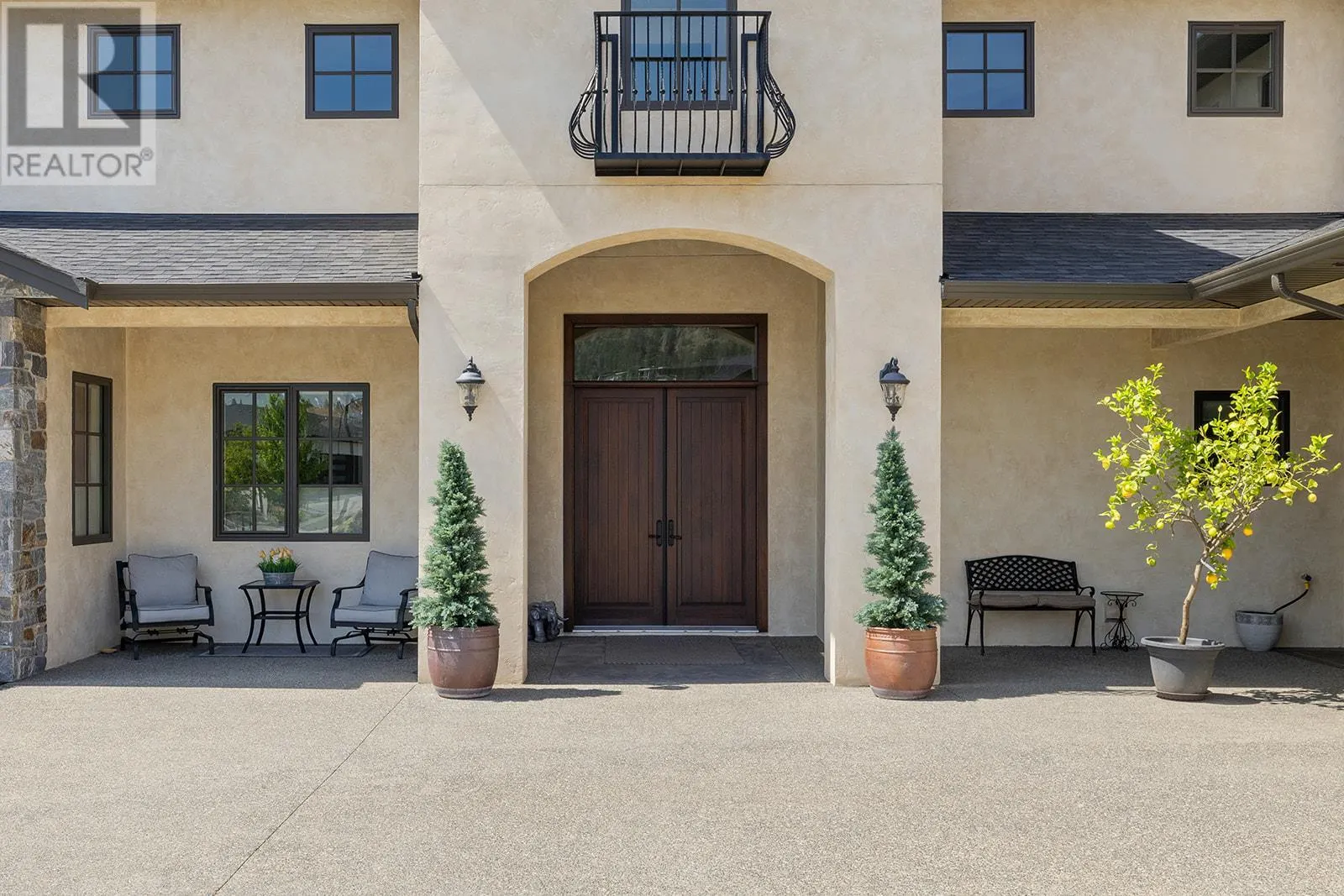 3321 Vineyard View Drive