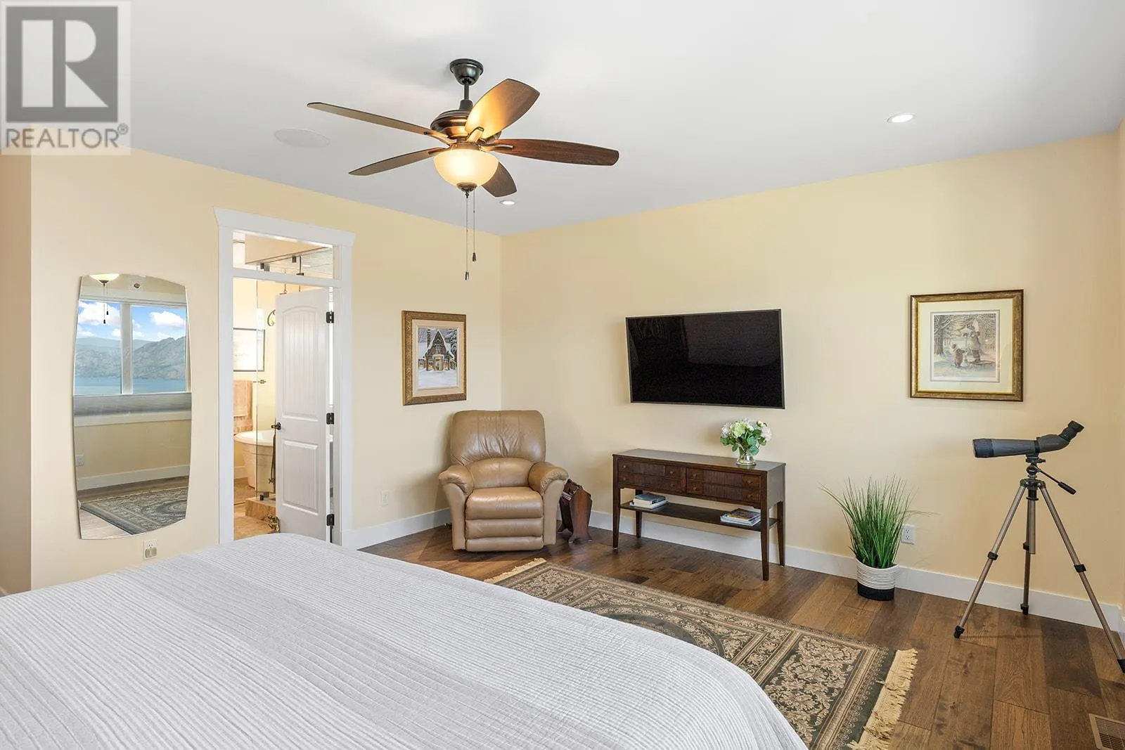 3321 Vineyard View Drive