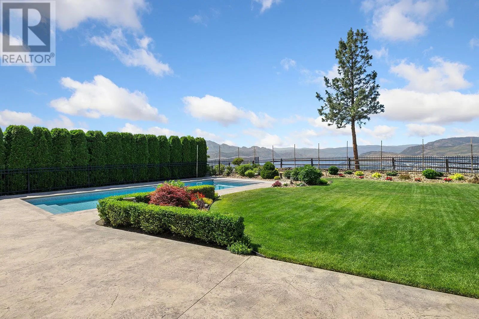 3321 Vineyard View Drive