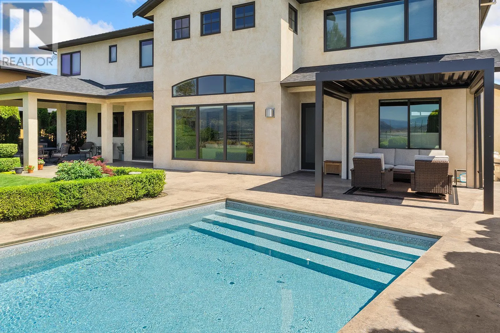 3321 Vineyard View Drive