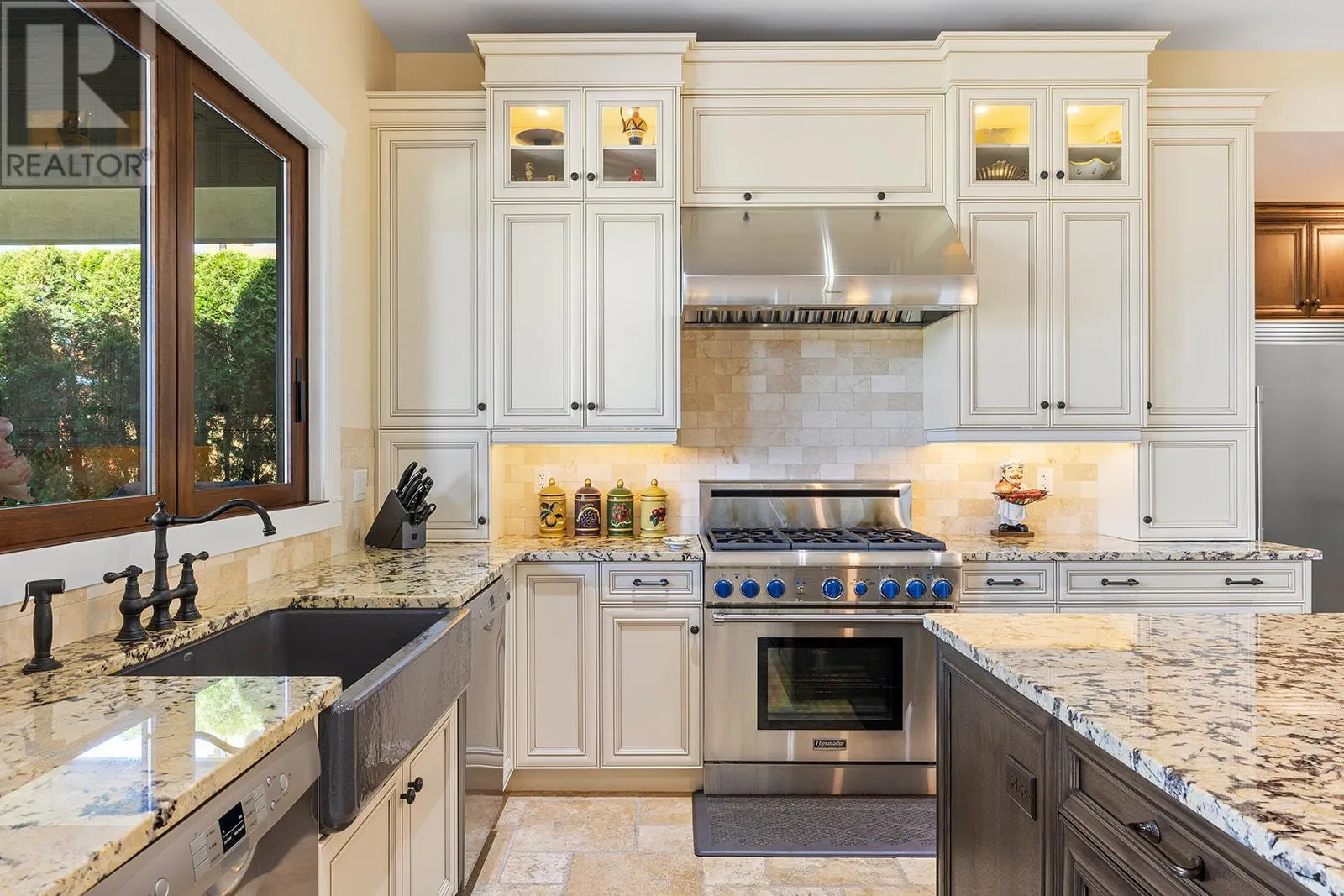 3321 Vineyard View Drive
