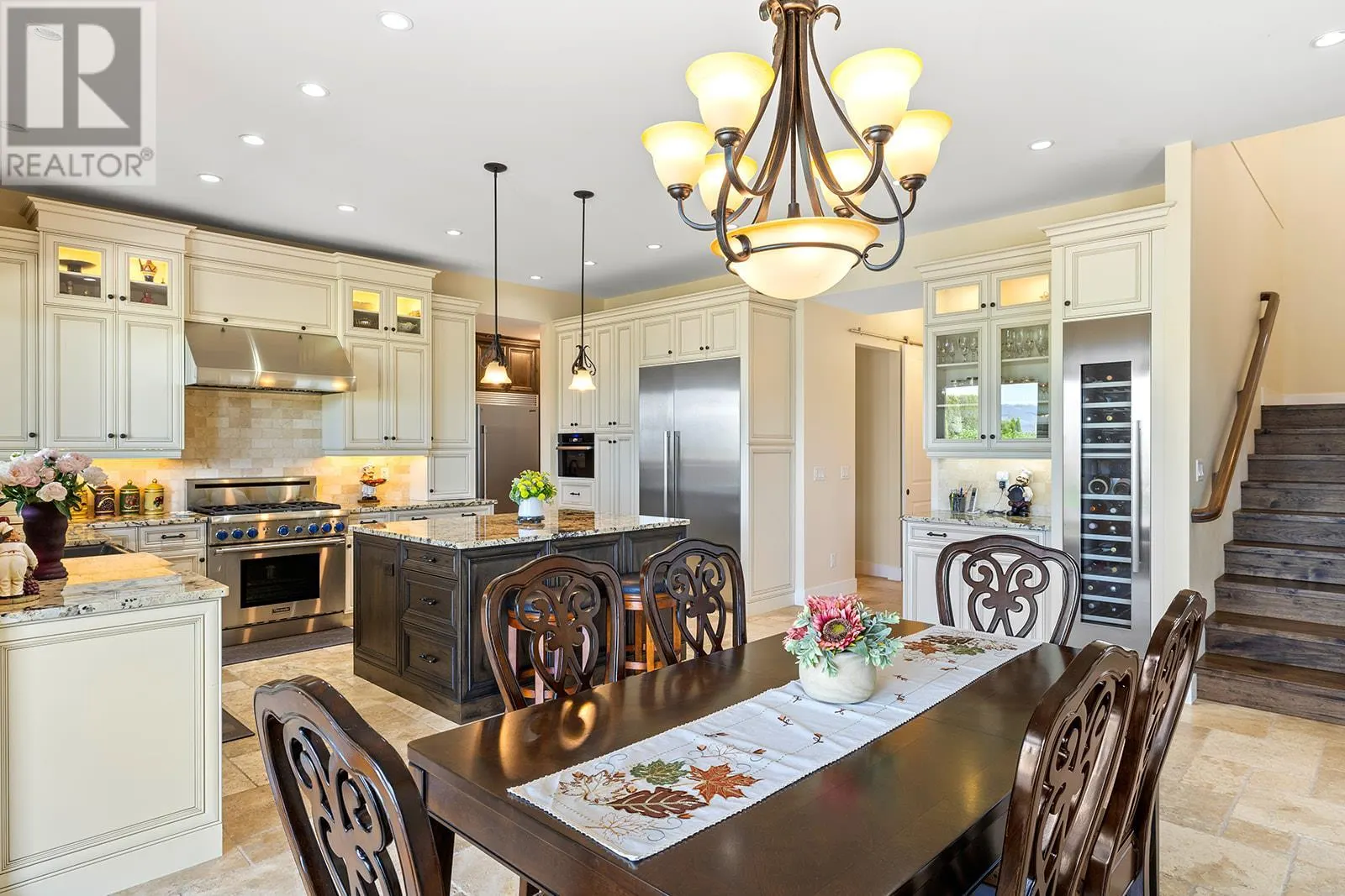 3321 Vineyard View Drive