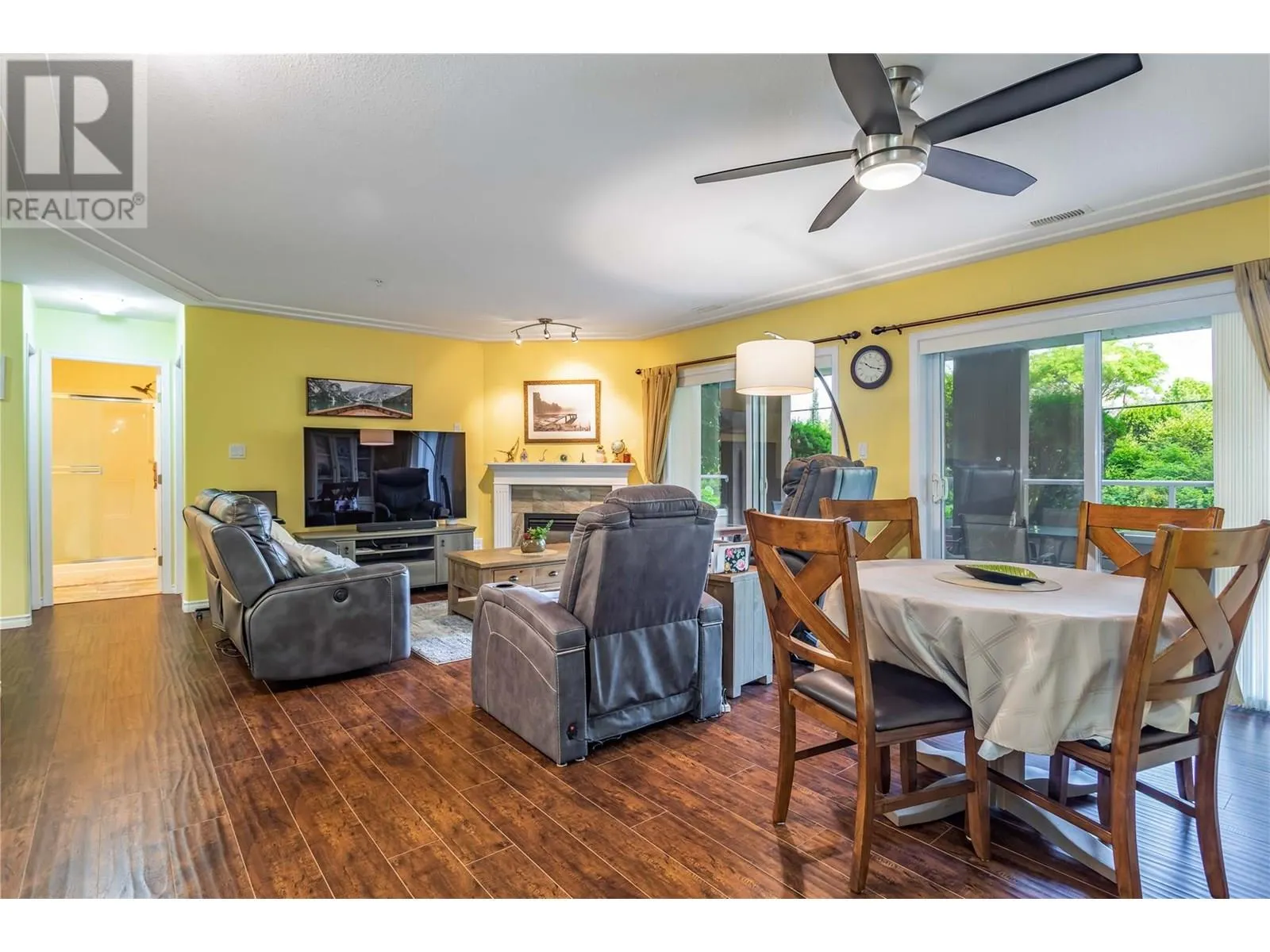 1966 Durnin Road Unit# 103
