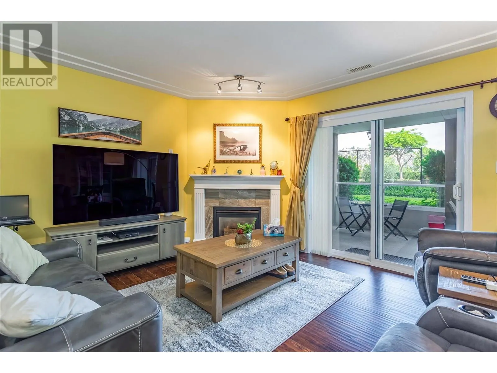 1966 Durnin Road Unit# 103