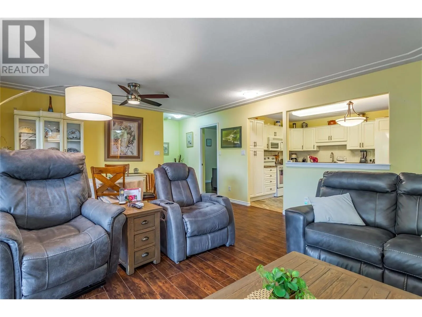 1966 Durnin Road Unit# 103