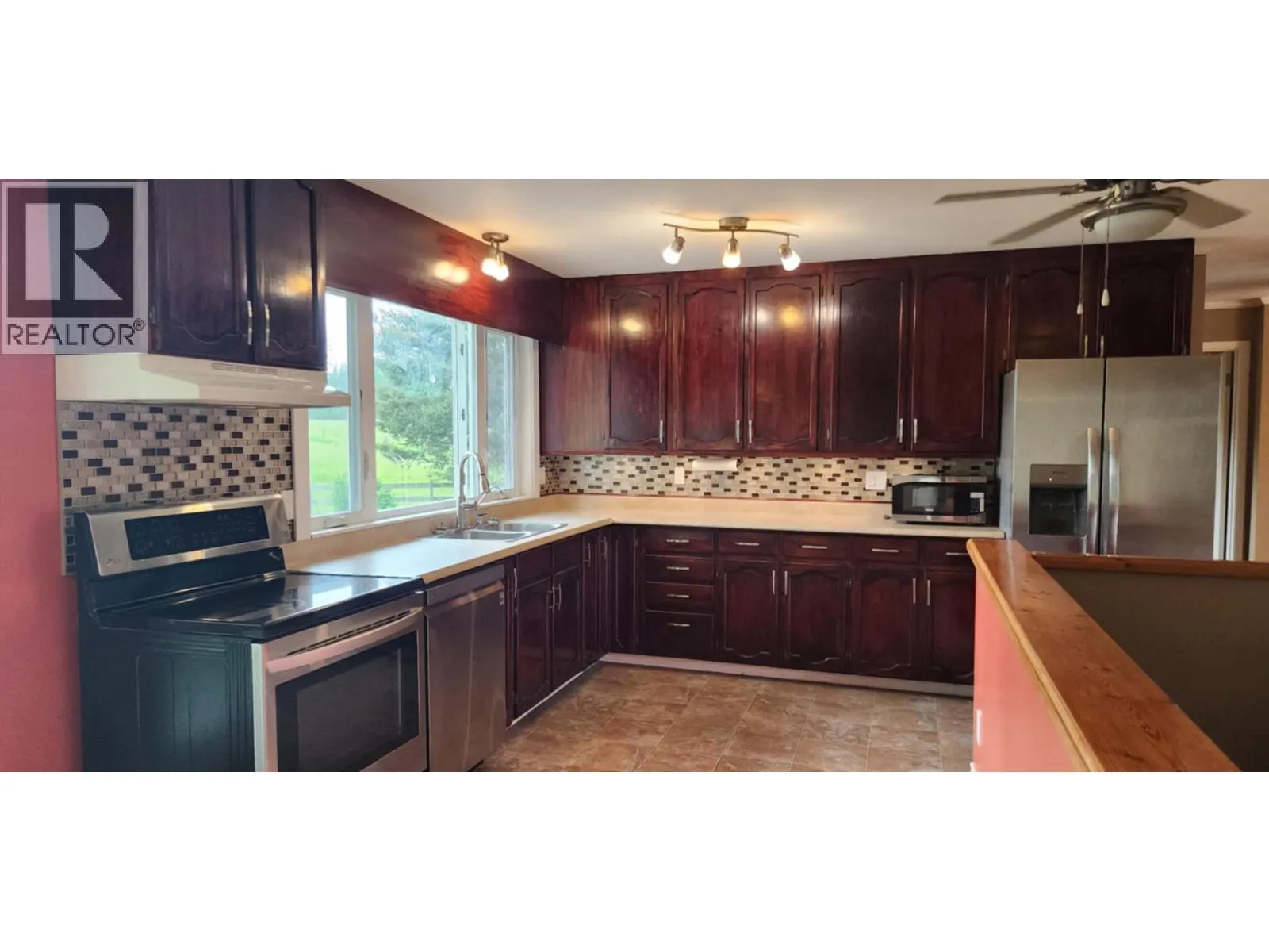 48 Puckett Road