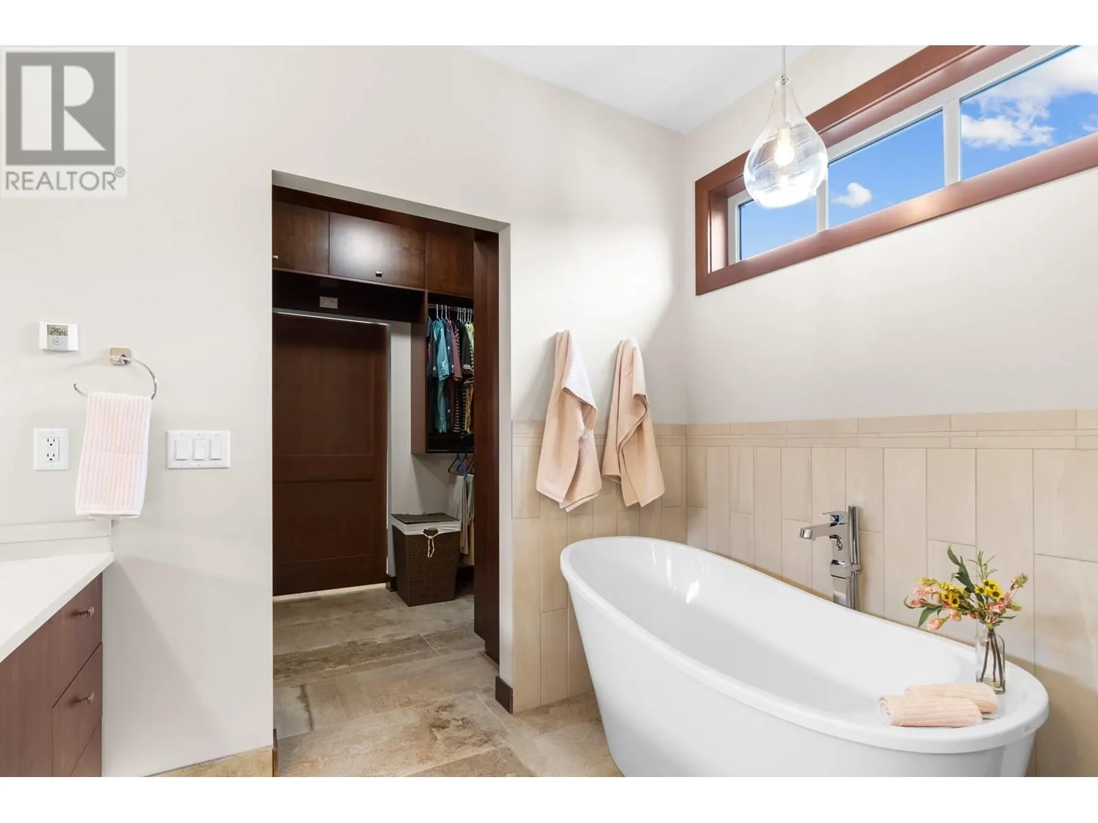 3318 Vineyard View Drive
