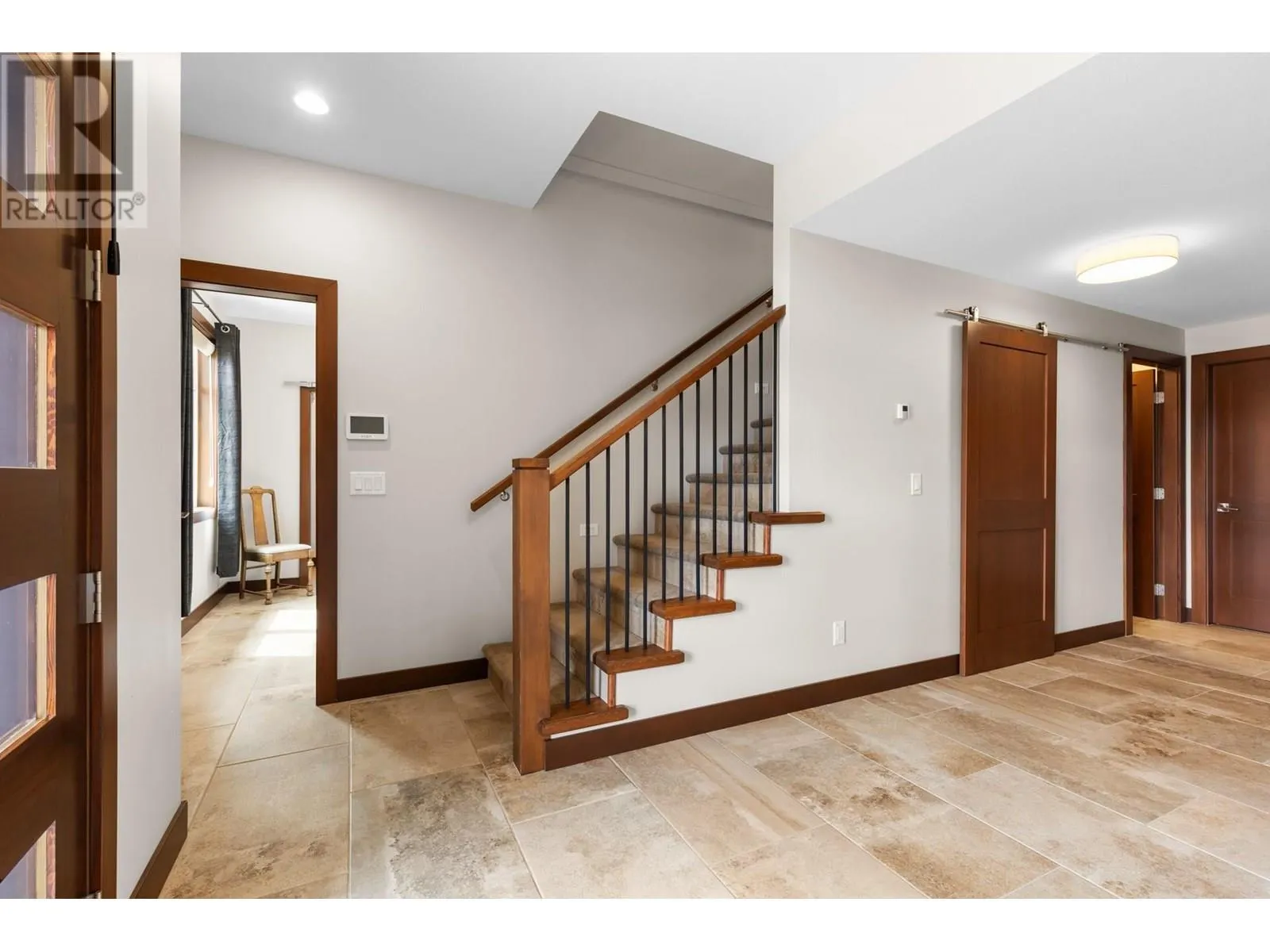 3318 Vineyard View Drive