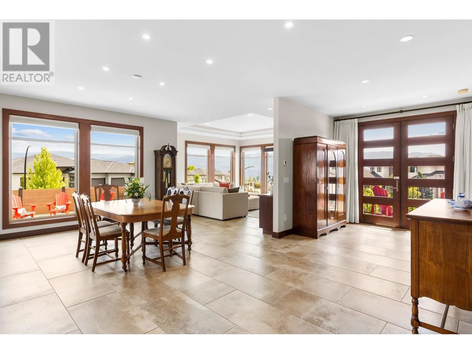 3318 Vineyard View Drive