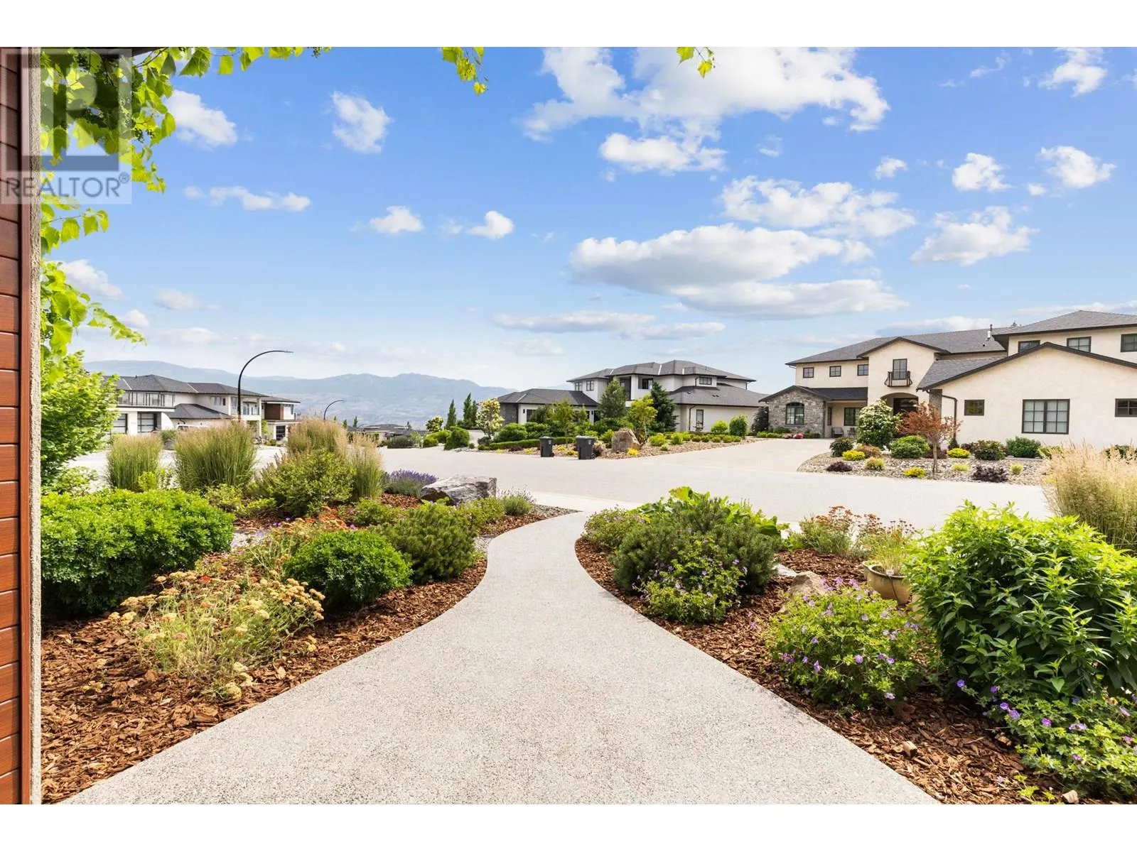 3318 Vineyard View Drive