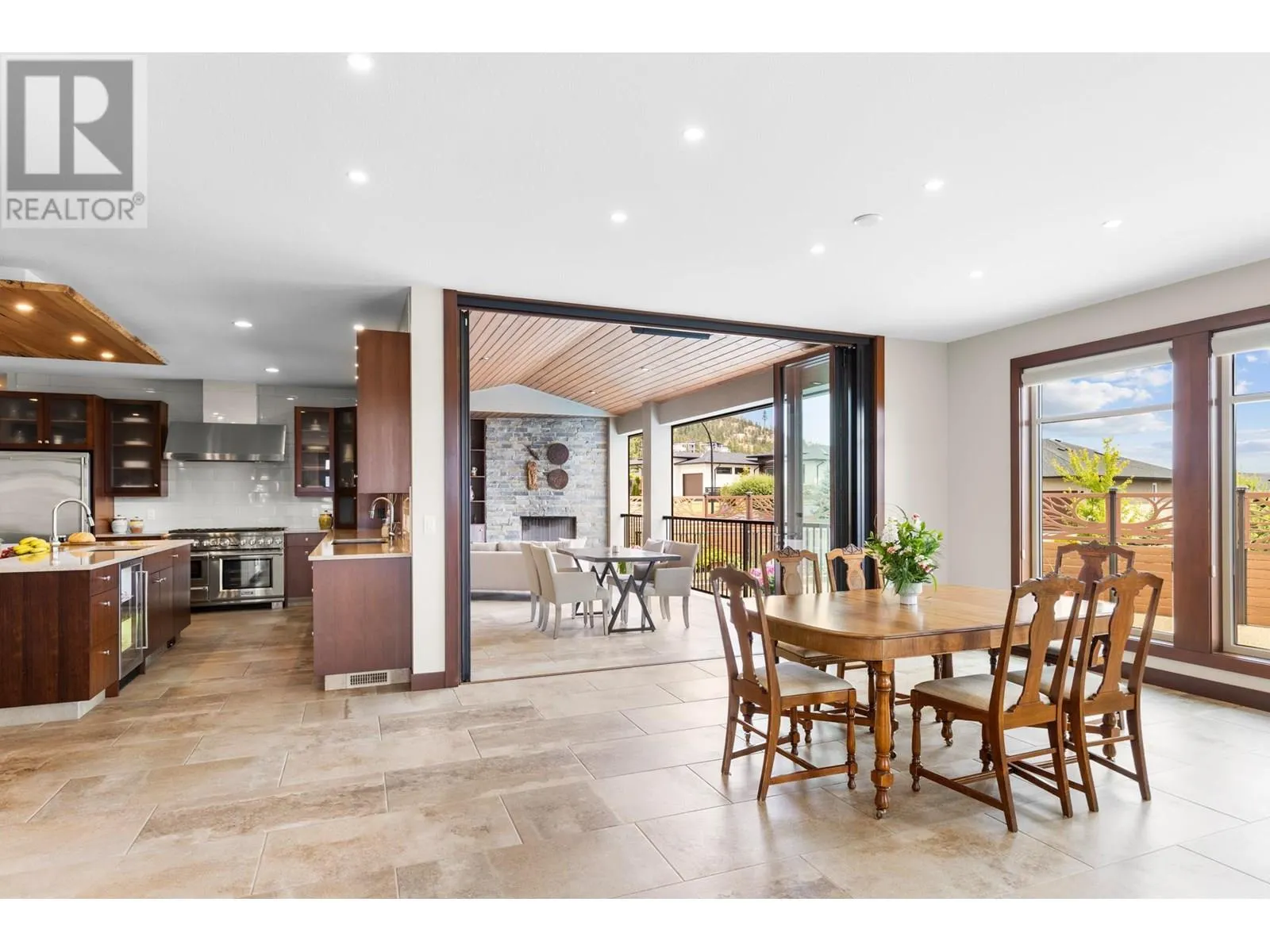 3318 Vineyard View Drive