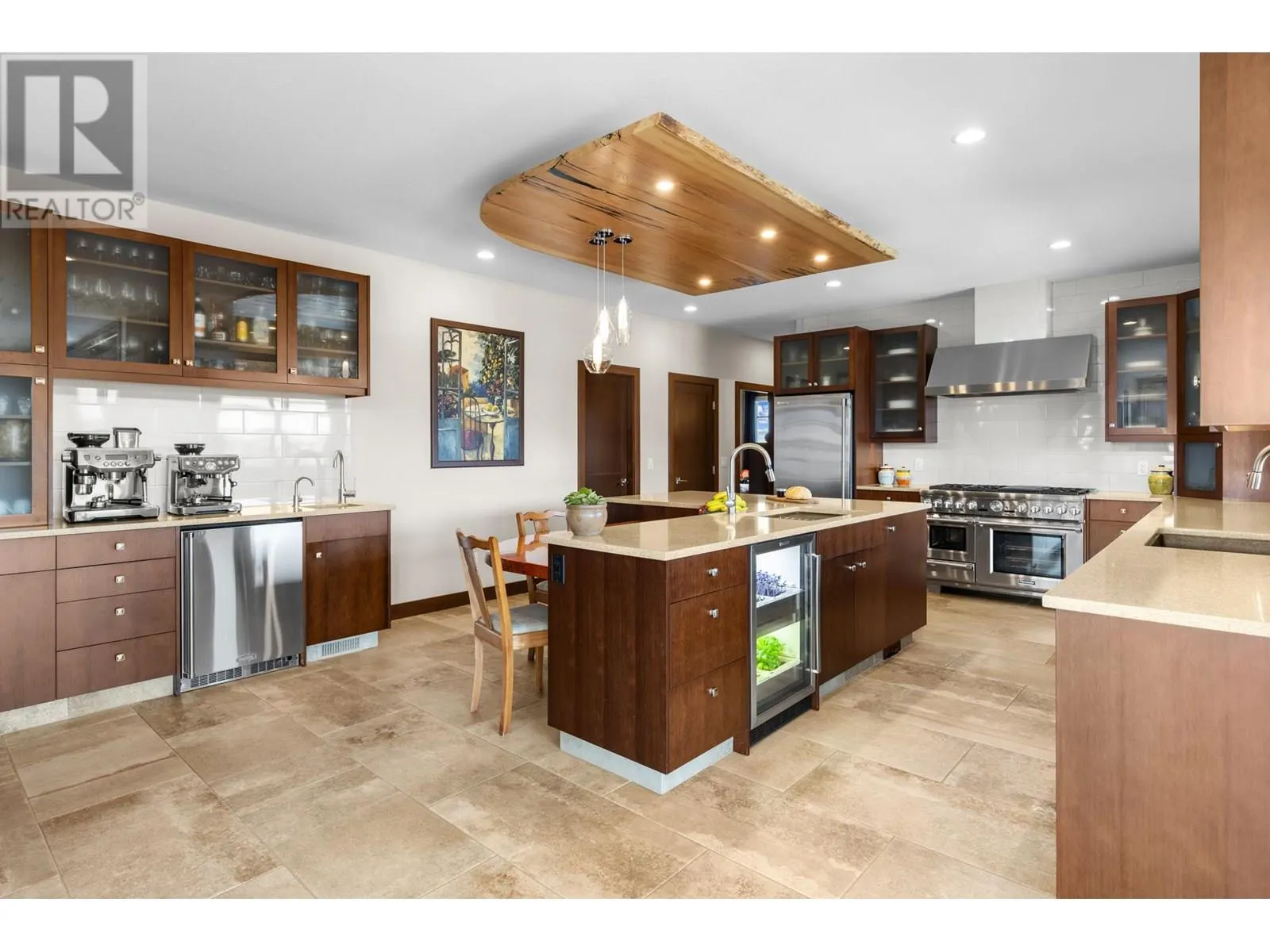 3318 Vineyard View Drive