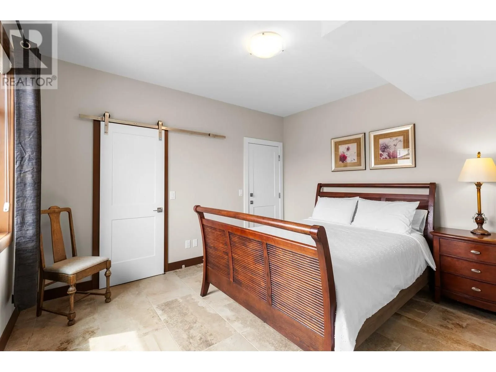 3318 Vineyard View Drive