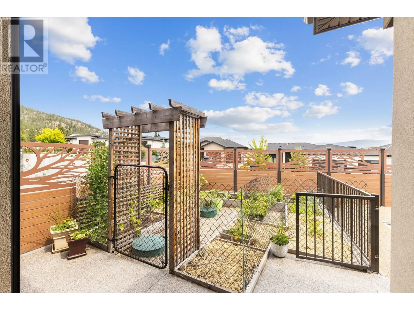 3318 Vineyard View Drive