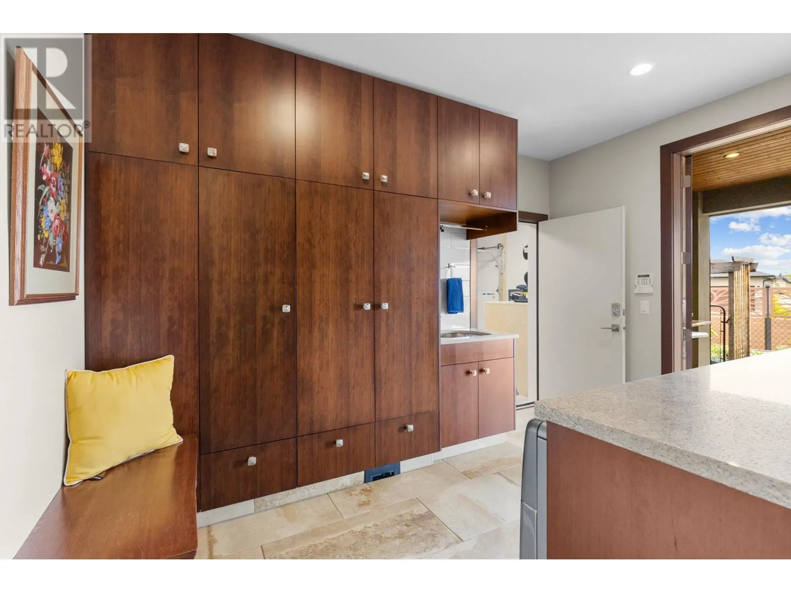 3318 Vineyard View Drive