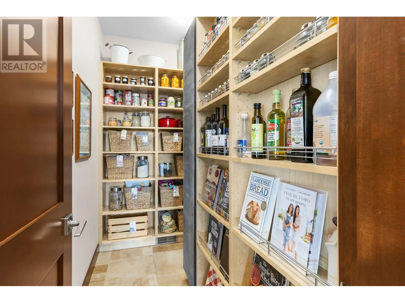 3318 Vineyard View Drive
