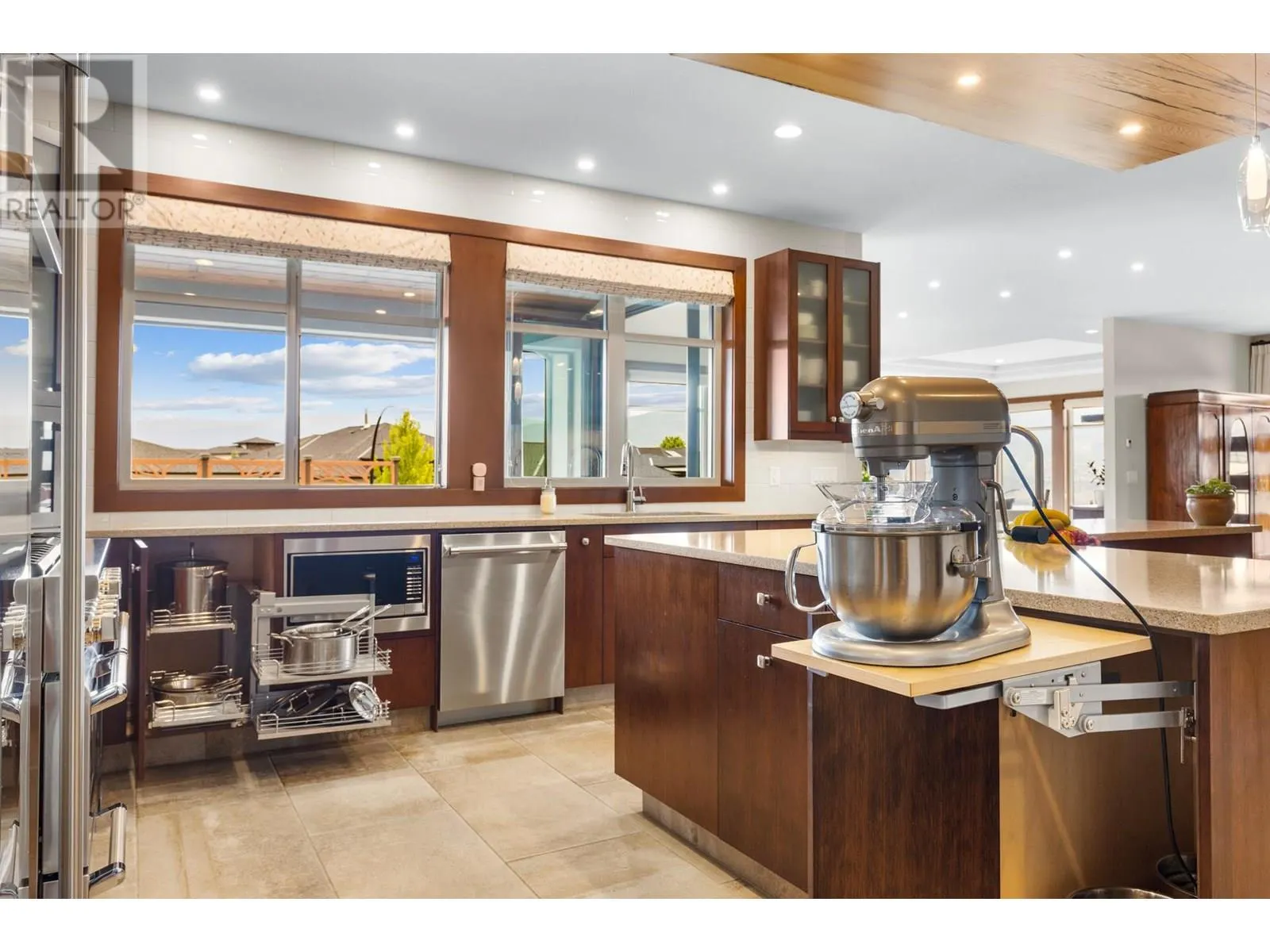 3318 Vineyard View Drive