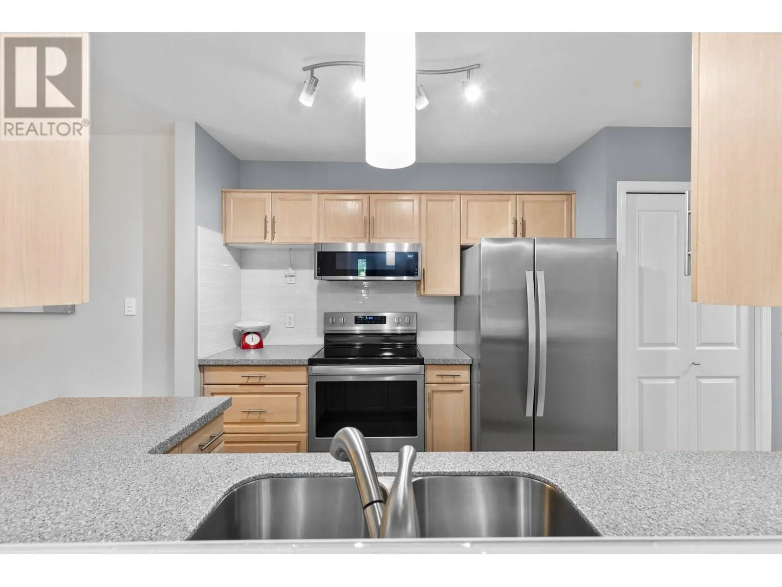 3858 Brown Road Unit# 205