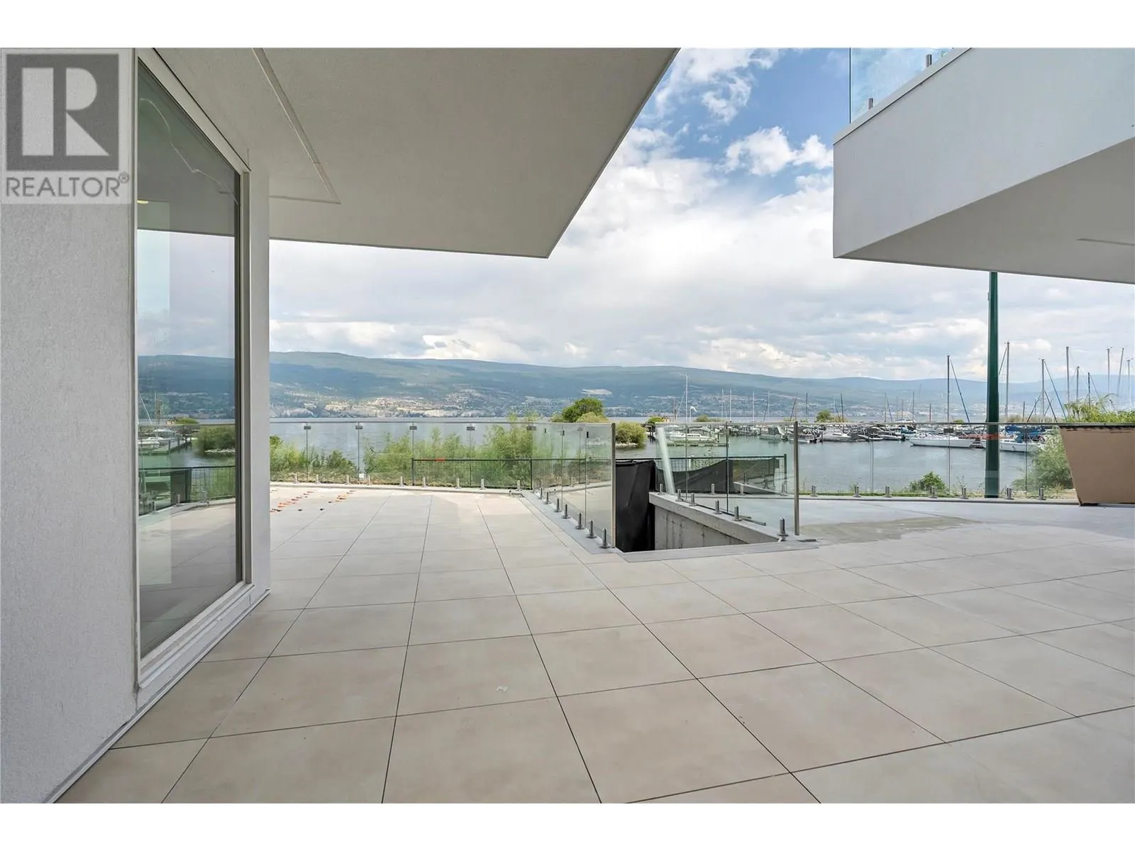 13419 Lakeshore Drive S Unit# 201