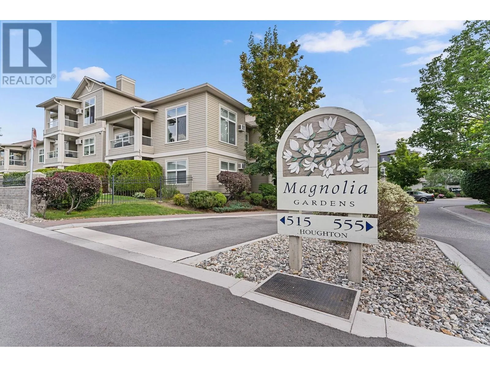 515 Houghton Road Unit# 311