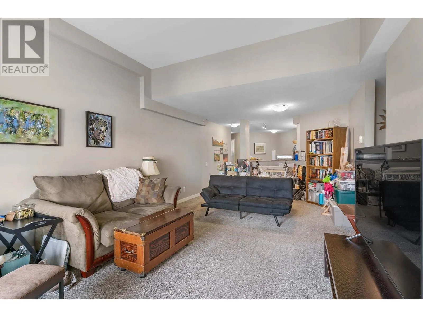 515 Houghton Road Unit# 311