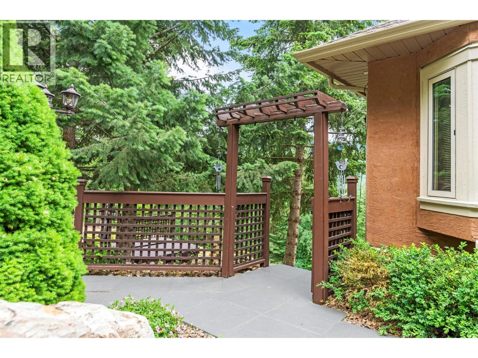 8215 Silver Star Road